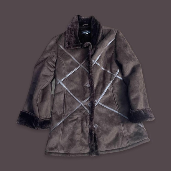 Gabriella Vicenza Jackets & Coats Vintage Ladies Faux Fur Coat